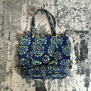 Vera Bradley Tote Bag in Indigo Pop
